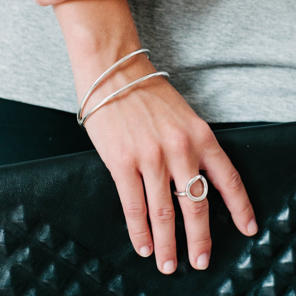 Bracelet infinity n°1, se mariera avec tout