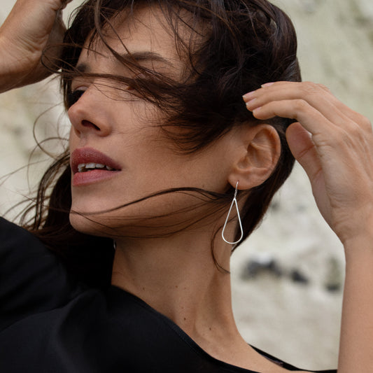 bague collier alliance bracelet boucles d'oreilles bijoux femme homme unisexe mariage or fairmined minimaliste élégant bijouterie en ligne bruxelles marque belge diamants