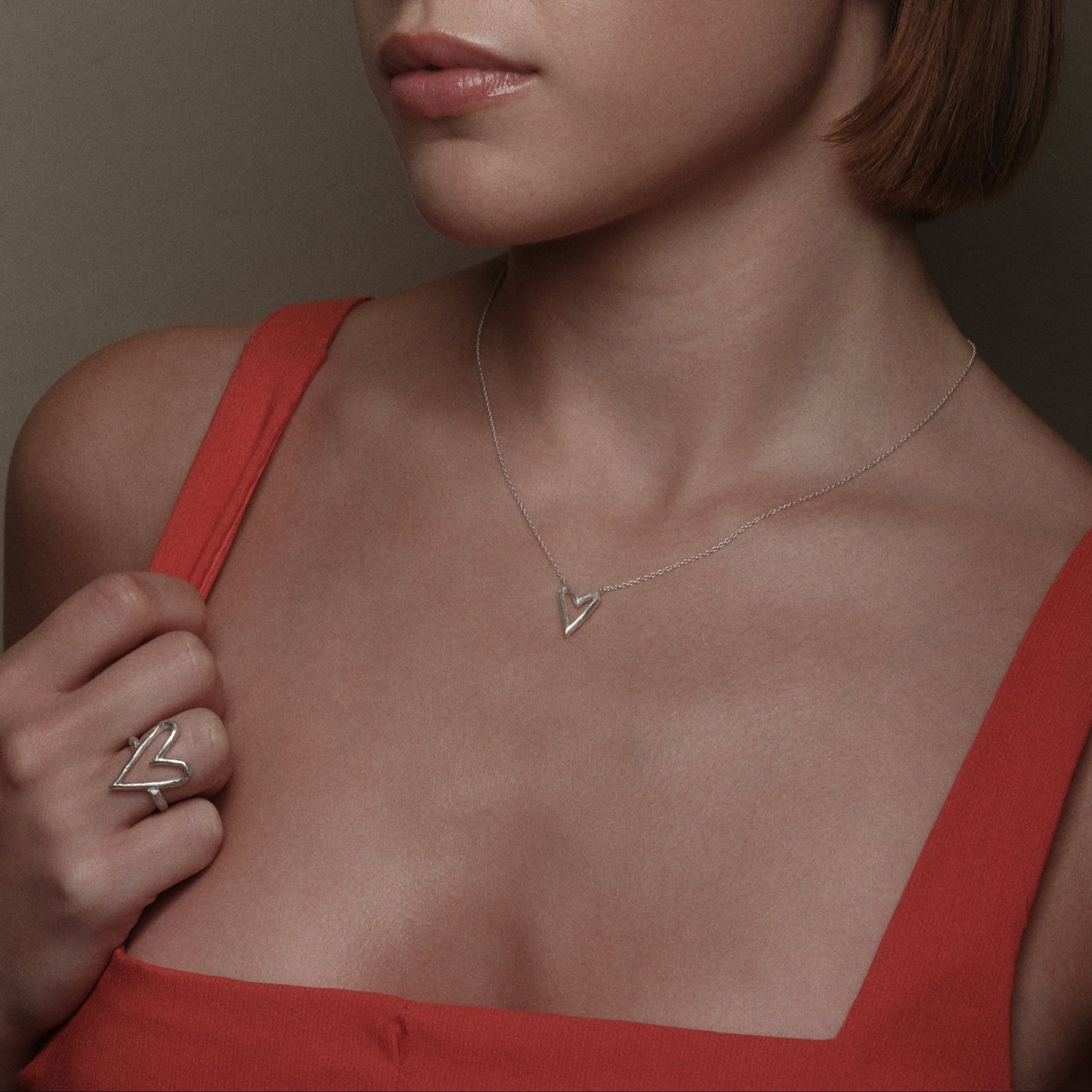 Bijoux en argent de la collection Unique Love par la créatrice Aurore Havenne