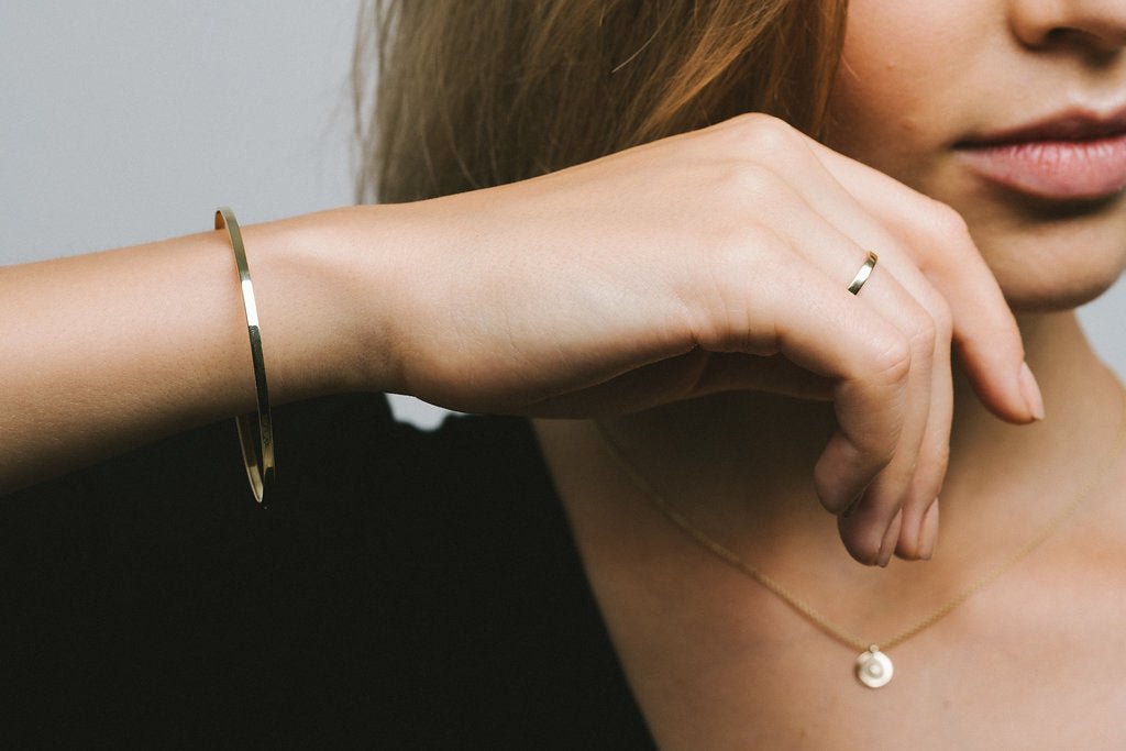 Aurore Havenne Gold 18K bracelet Inside out fine jewelry joaillerie minimalist diamant belge