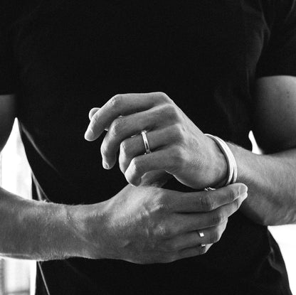 Bague Wire en argent, bijou unisexe minimaliste